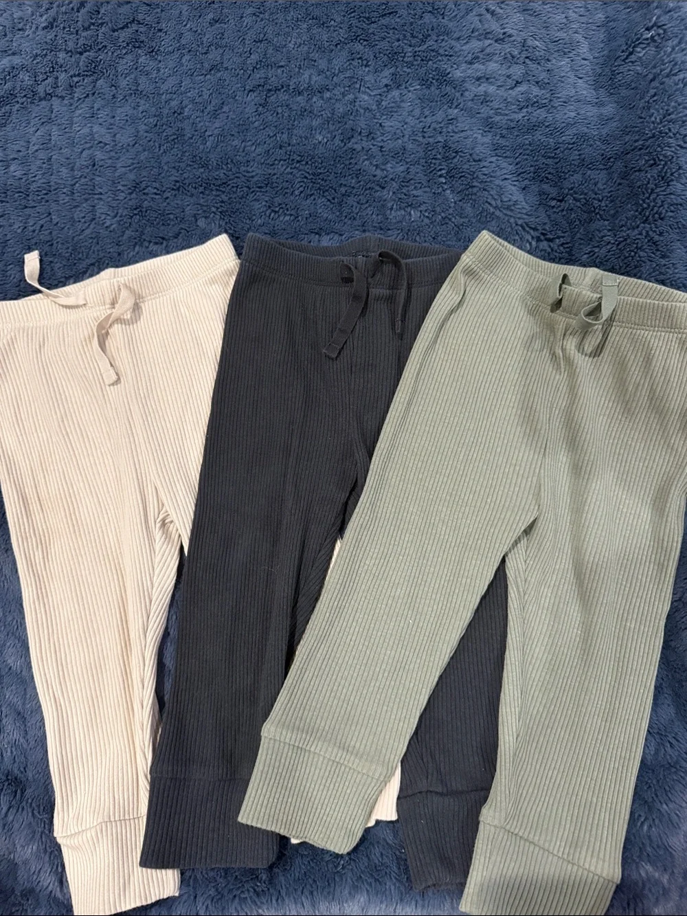 Baby Gap set of 3 ribbed pants